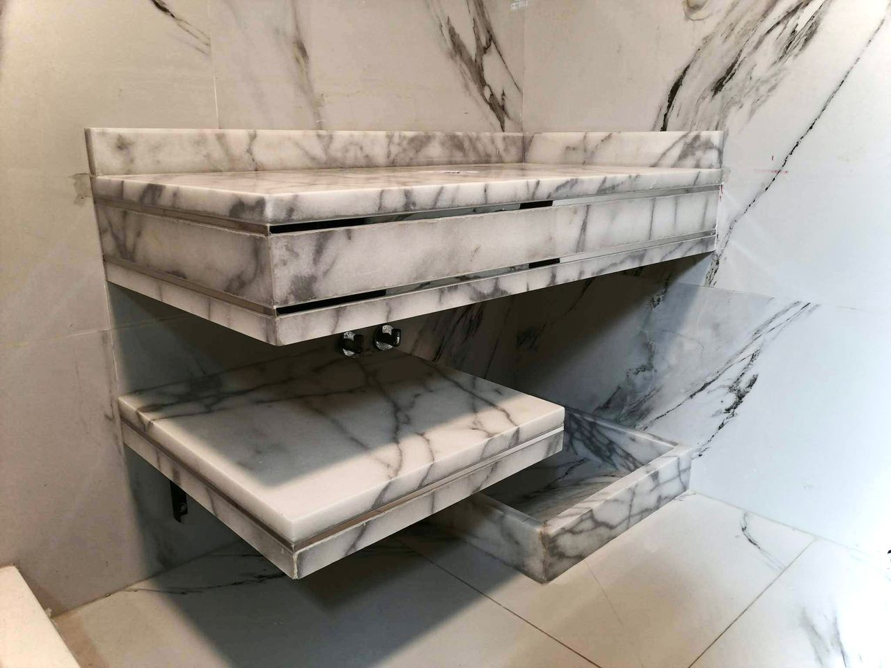 حوض رخام من أعمال الشركة